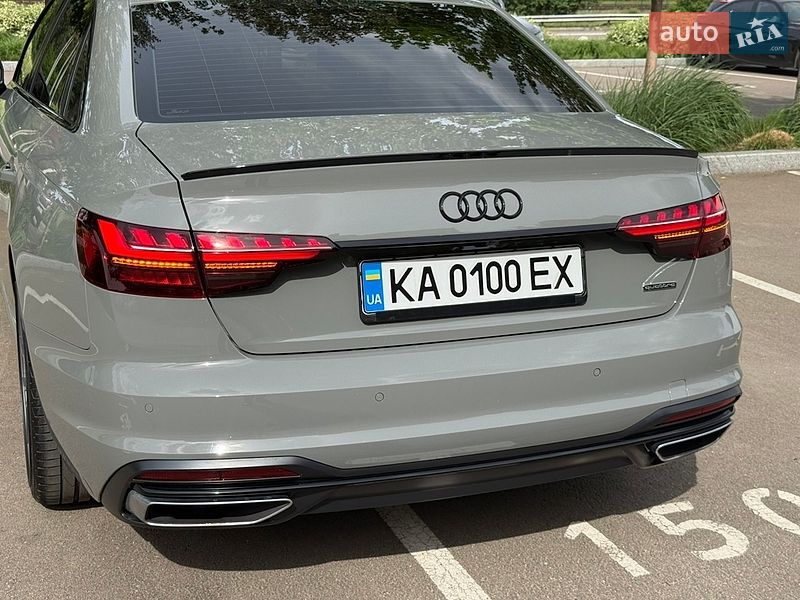 Седан Audi A4 2021 в Києві