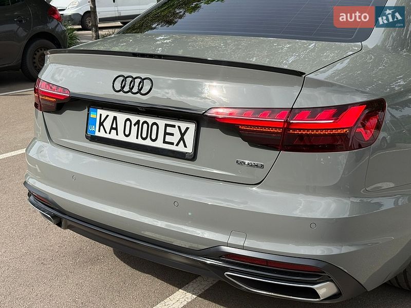 Седан Audi A4 2021 в Києві