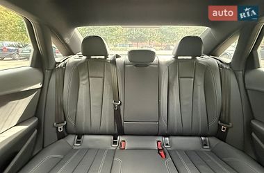 Седан Audi A4 2021 в Києві
