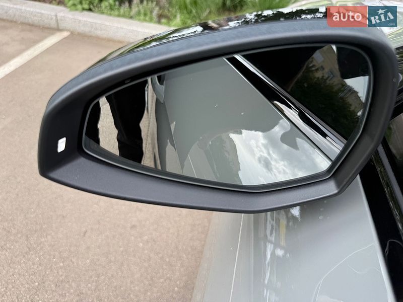 Седан Audi A4 2021 в Києві