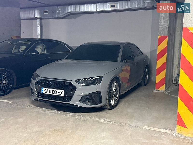 Седан Audi A4 2021 в Києві