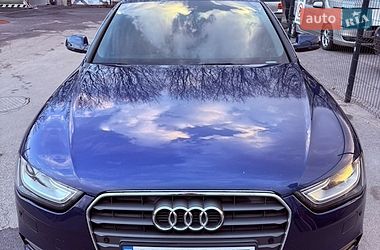 Audi A4  2015