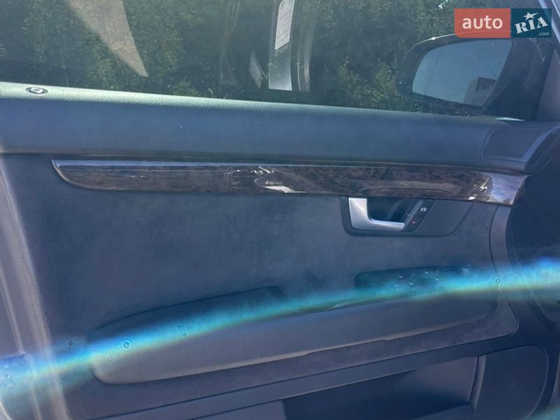 Универсал Audi A4 2006 в Жовкве
