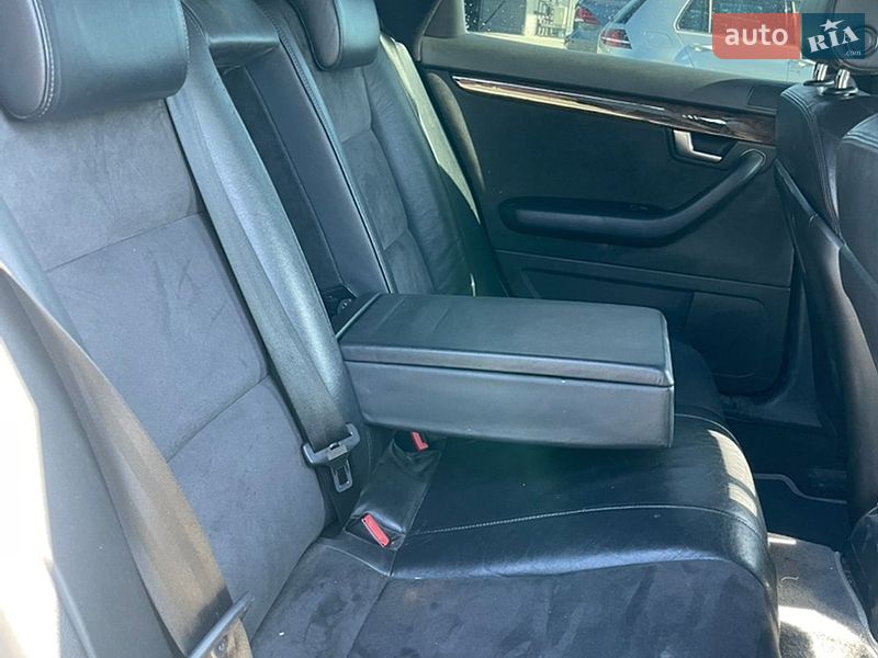 Универсал Audi A4 2006 в Жовкве