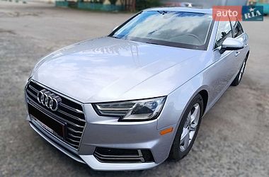 Audi A4  2019