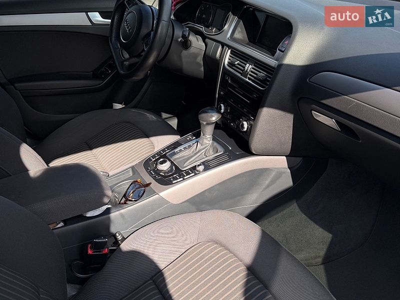 Универсал Audi A4 2014 в Нововолынске