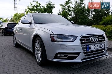 Audi A4  2012