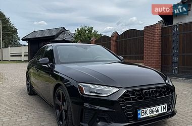 Audi A4 2022