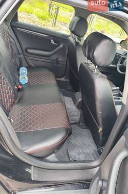 Audi A4  2004
