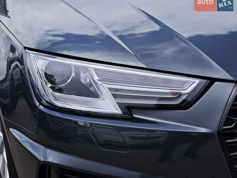 Седан Audi A4 2019 в Харькове