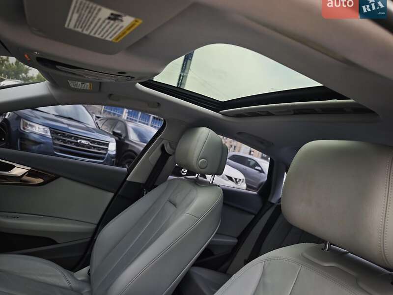 Седан Audi A4 2019 в Харькове