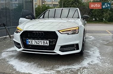 Audi A4 2017