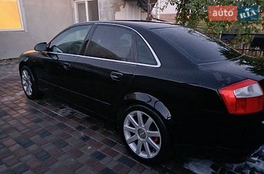 Седан Audi A4 2001 в Кельменцях