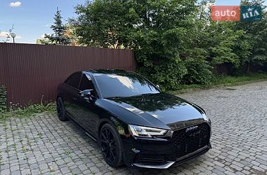 Audi A4  2018