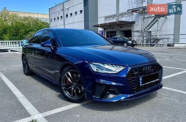 Audi A4  2020