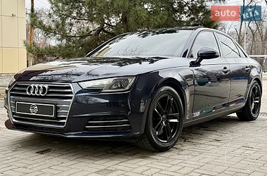 Audi A4  2016