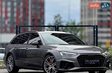 Audi A4  2019