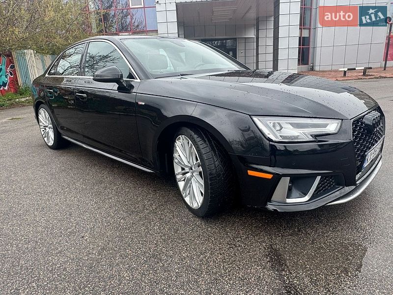 Седан Audi A4 2019 в Харькове