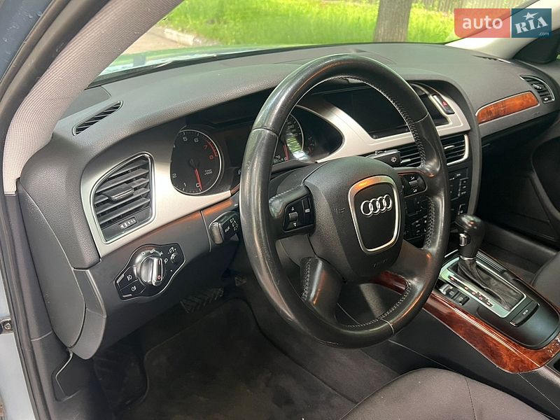 Седан Audi A4 2008 в Житомирі