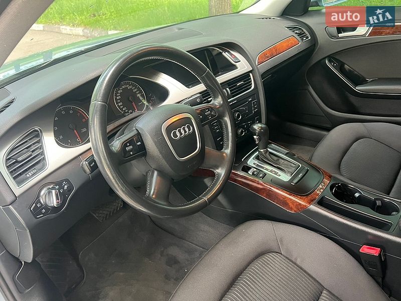 Седан Audi A4 2008 в Житомирі