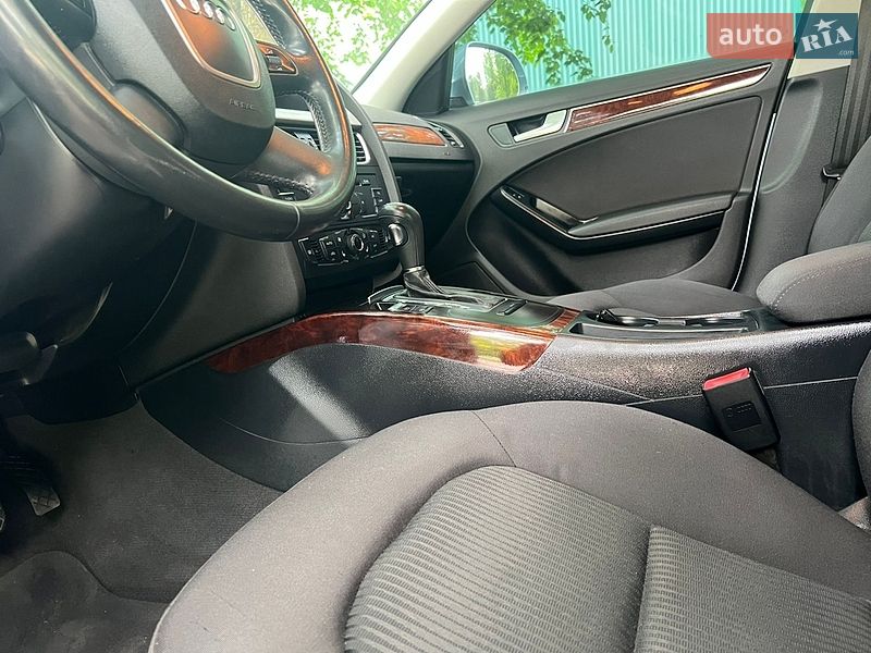 Седан Audi A4 2008 в Житомирі