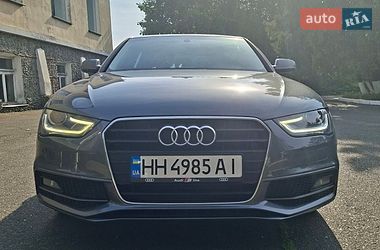Audi A4  2014