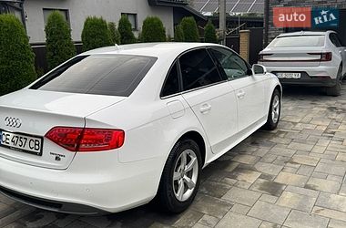 Седан Audi A4 2011 в Сторожинце