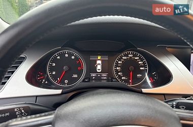 Седан Audi A4 2011 в Сторожинце