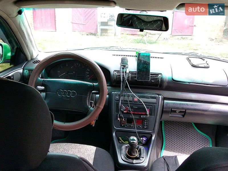 Універсал Audi A4 1996 в Луцьку