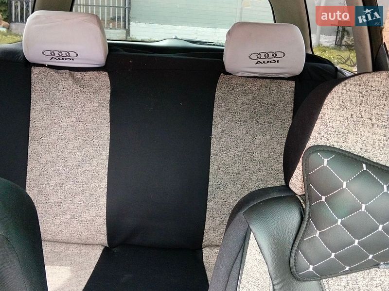 Універсал Audi A4 1996 в Луцьку