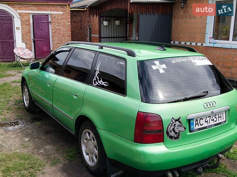 Універсал Audi A4 1996 в Луцьку