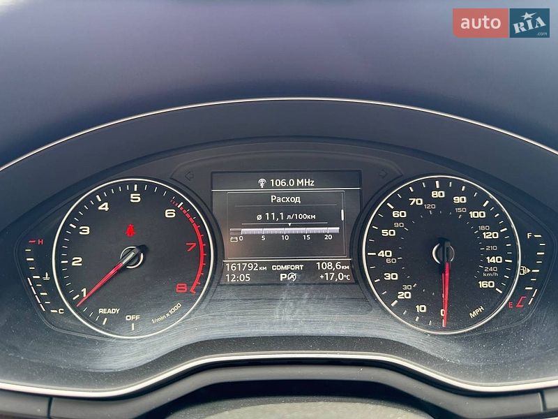 Седан Audi A4 2016 в Киеве