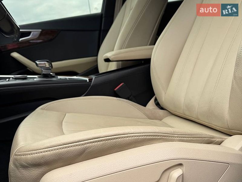 Седан Audi A4 2016 в Киеве