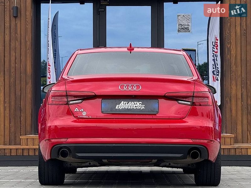 Седан Audi A4 2016 в Киеве