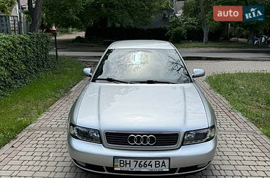 Audi A4  1998