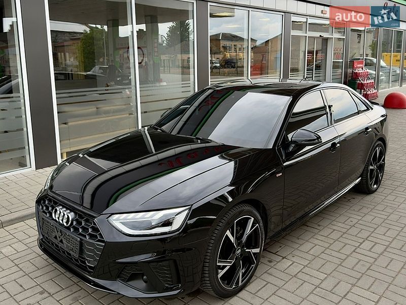 Седан Audi A4 2021 в Житомире