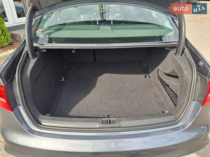 Седан Audi A4 2014 в Львові фото 21 Седан Audi A4 2014 в Львові