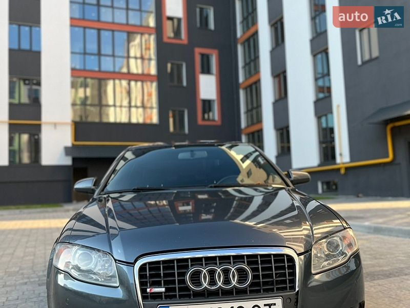 Седан Audi A4 2005 в Сокале