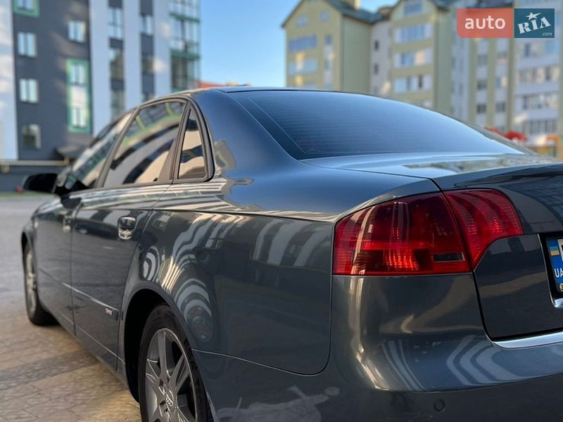Седан Audi A4 2005 в Сокале
