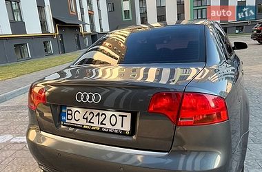 Седан Audi A4 2005 в Сокале