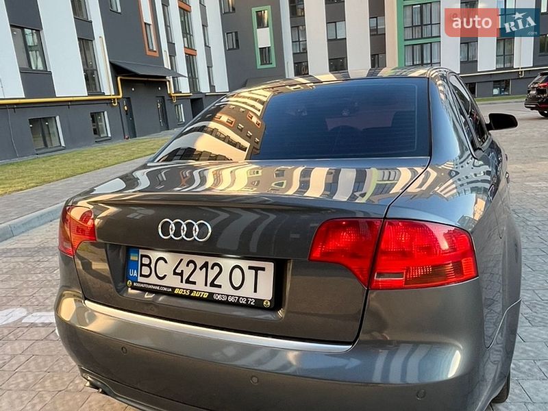 Седан Audi A4 2005 в Сокале