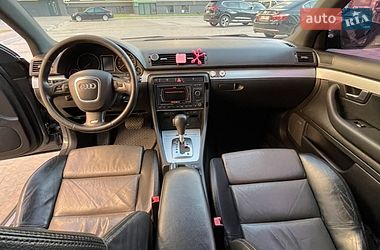 Седан Audi A4 2005 в Сокале