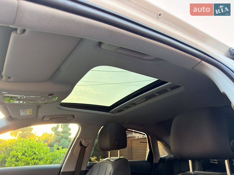 Седан Audi A4 2020 в Мукачево