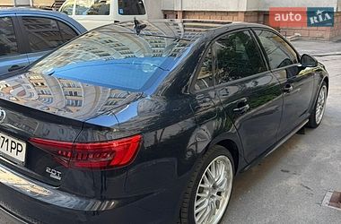 Audi A4  2017