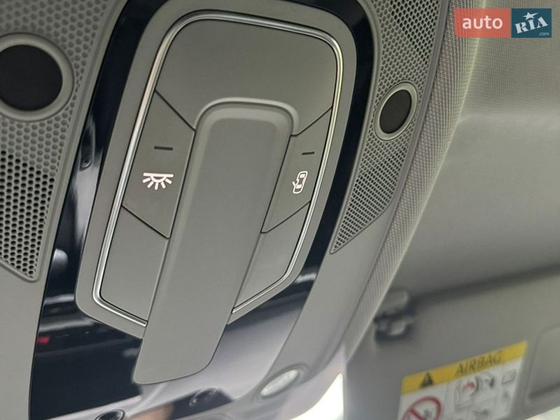 Седан Audi A4 2016 в Мукачево