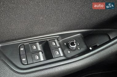 Седан Audi A4 2016 в Мукачево