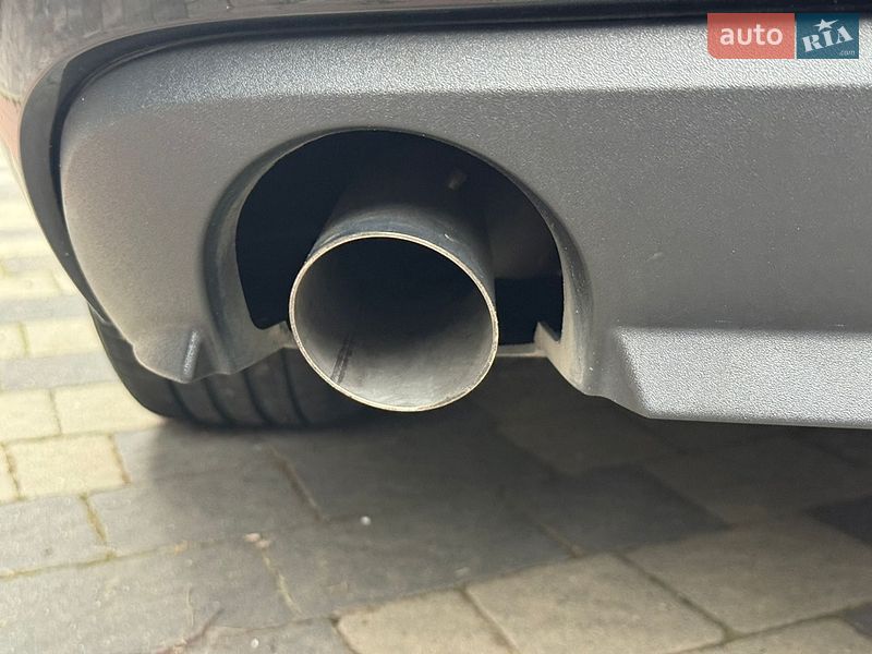 Седан Audi A4 2016 в Мукачево