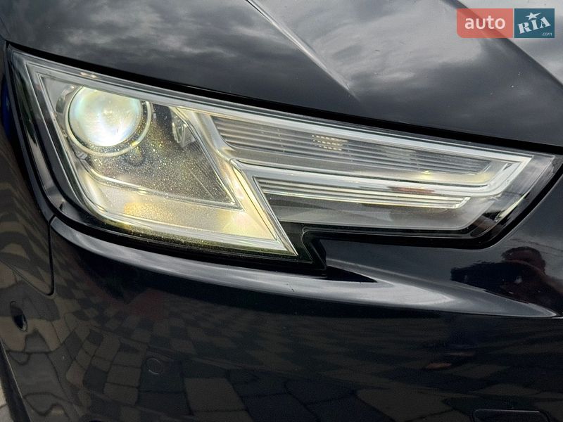 Седан Audi A4 2016 в Мукачево