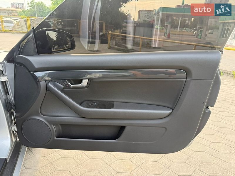 Кабріолет Audi A4 2004 в Львові