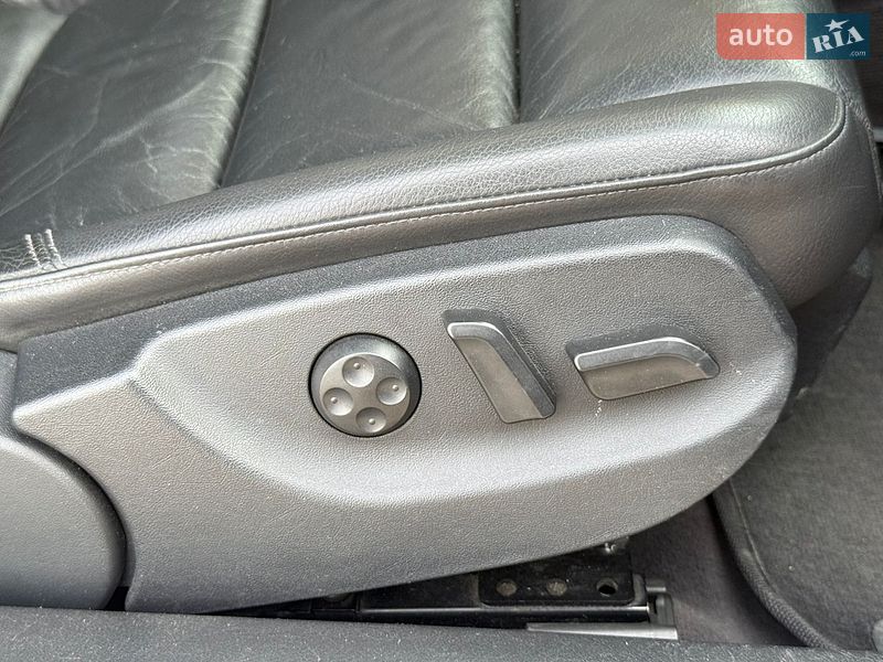 Кабріолет Audi A4 2004 в Львові